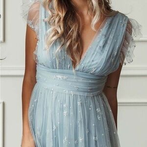 Elegant Blue Evening Gown